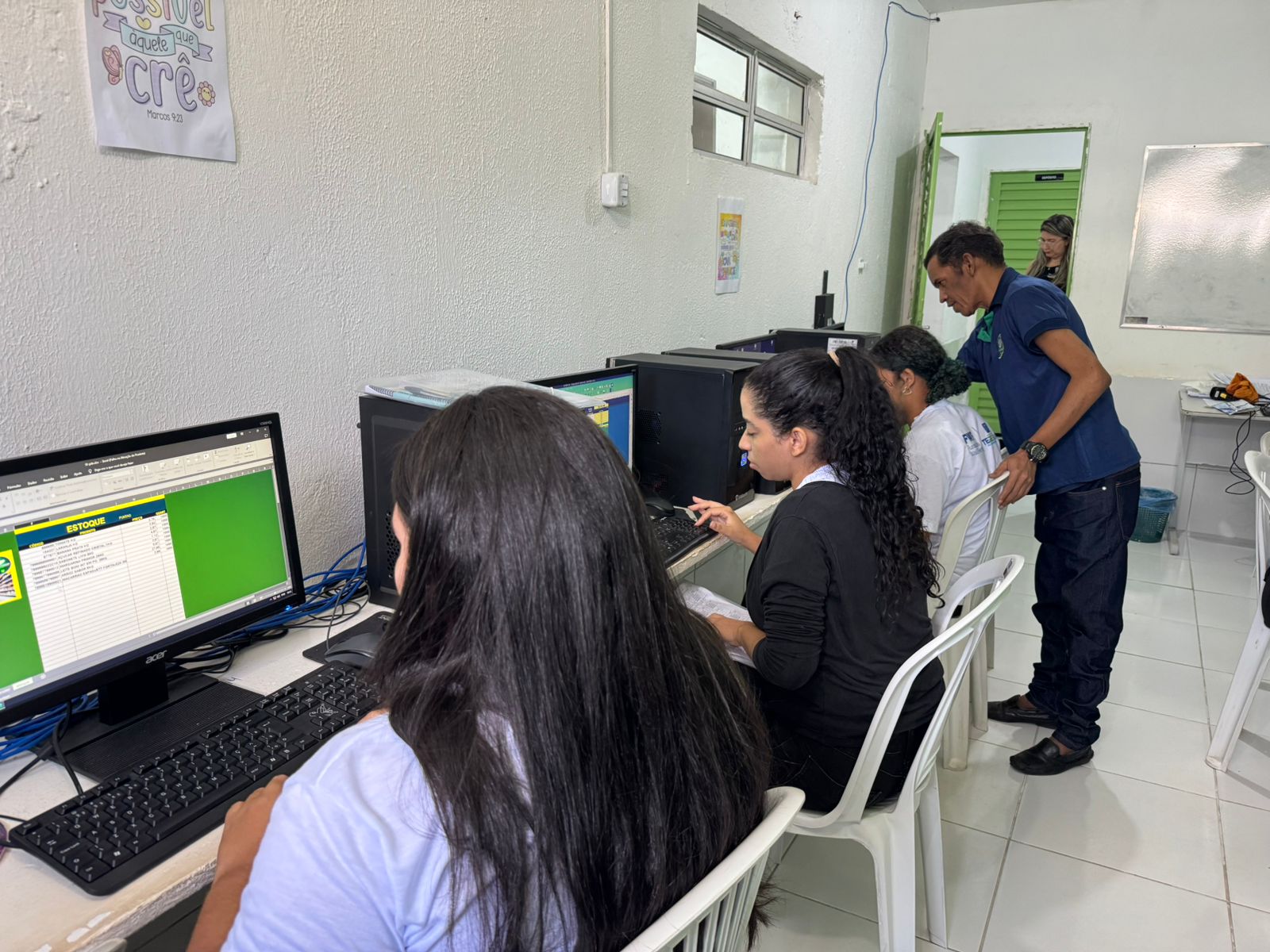 S5433em título.jpeg