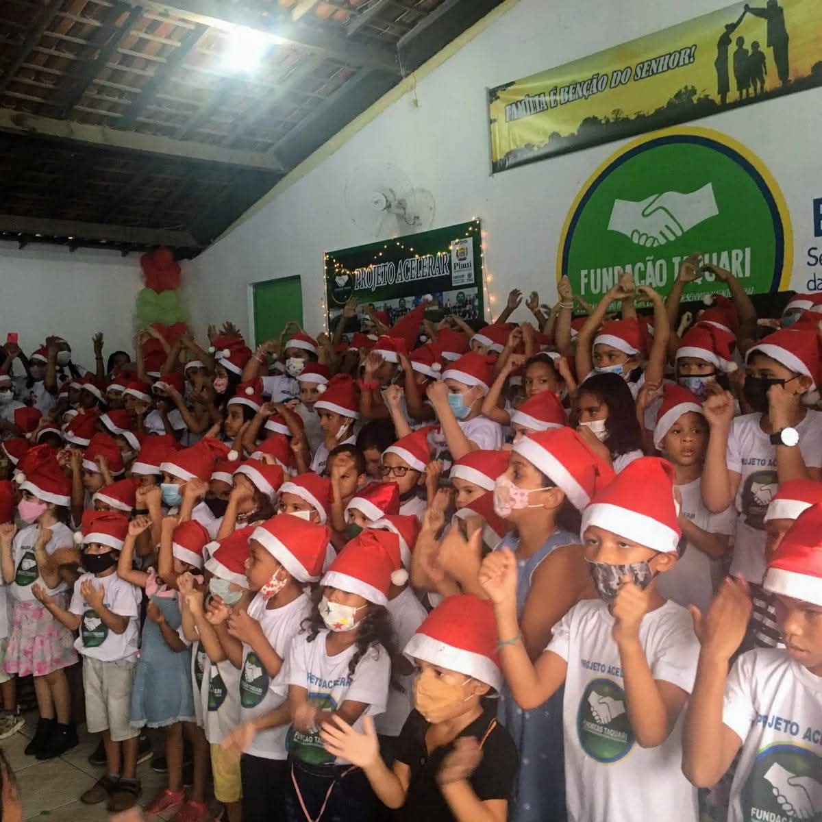 Sem6666 título.jpeg